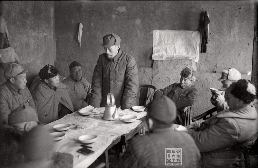 Photo of item Botanist Chen Fengtong speaking at the First Consultative Council meeting = 植物學家陳風桐講話